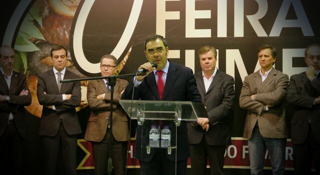 Cerim nia de abertura da feira do fumeiro de vinhais 1 640 350